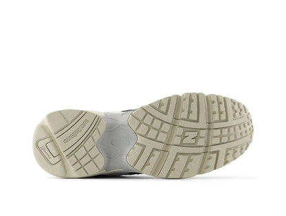 Zapatilla New Balance 725 Unisex Blanco - Gris -Negro